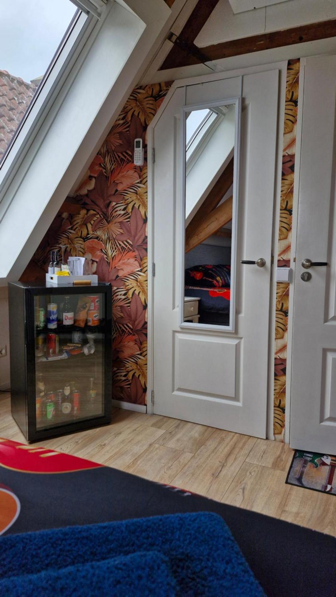 Bed & Breakfast Moments スハーヘン 部屋 写真
